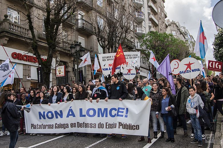 2016 04 13 ManifestacionEstudantil_Vigo_00.jpg